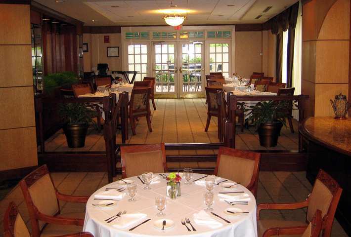 Doubletree By Hilton Charlotte Uptown Hotel Restaurant photo